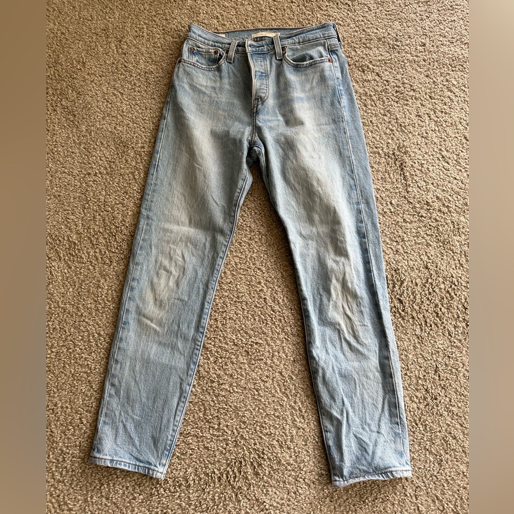 Levi Wedgie Jean